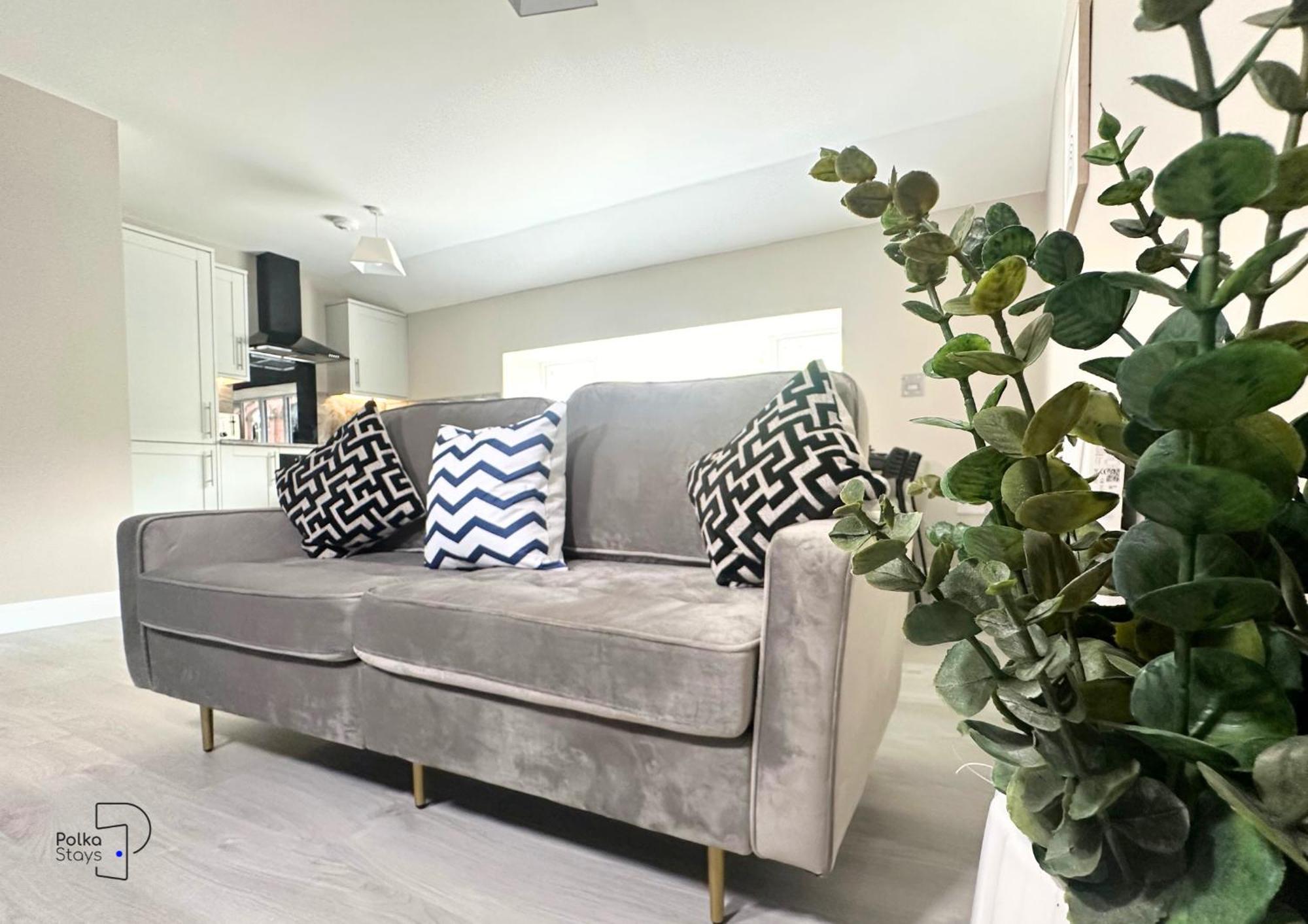 Hanley, Stoke - Modern Spacious Apartments By Polkastays Экстерьер фото