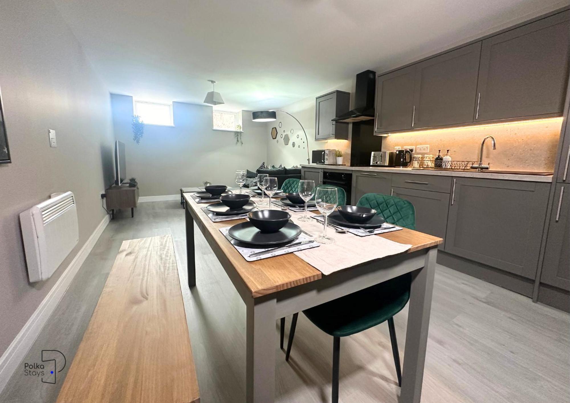 Hanley, Stoke - Modern Spacious Apartments By Polkastays Экстерьер фото