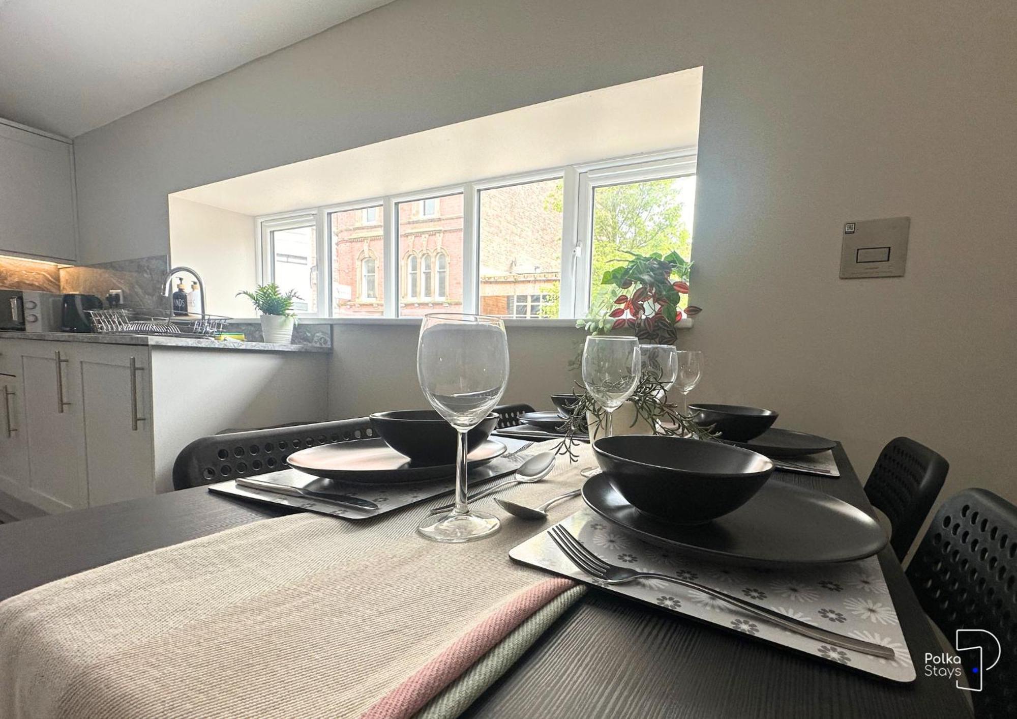 Hanley, Stoke - Modern Spacious Apartments By Polkastays Экстерьер фото